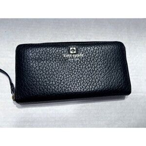 Kate Spade New York Neda Grant Park black zip around wallet
